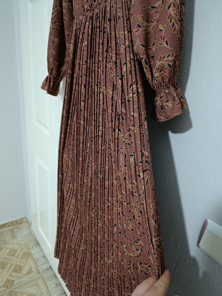 Bohem Uzun Kollu Piliseli Kahverengi Elbise - Görsel 4