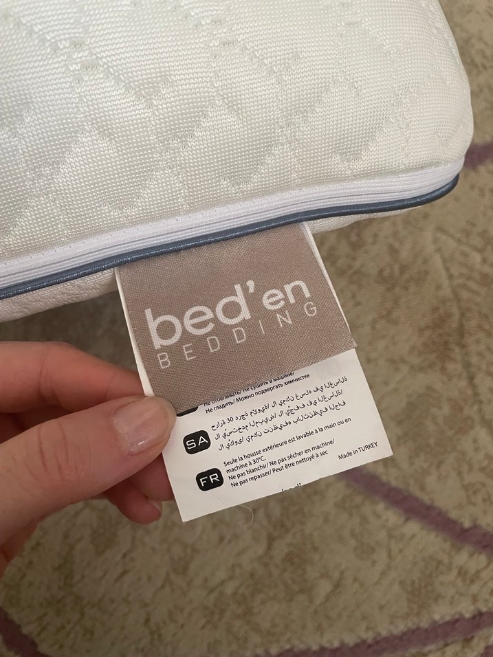 Nakışlı Beyaz Yastık - Görsel 3