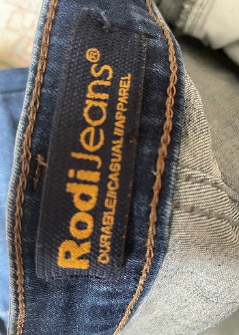 Kadın Mavi Bol Kesim Midi Kot Pantolon - Görsel 4