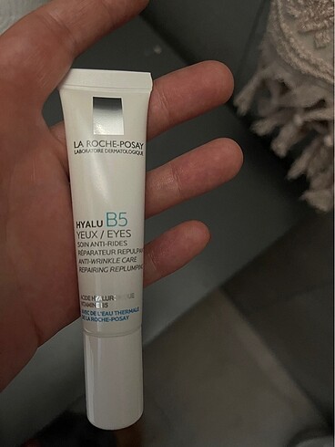 La roche göz çevresi kremi