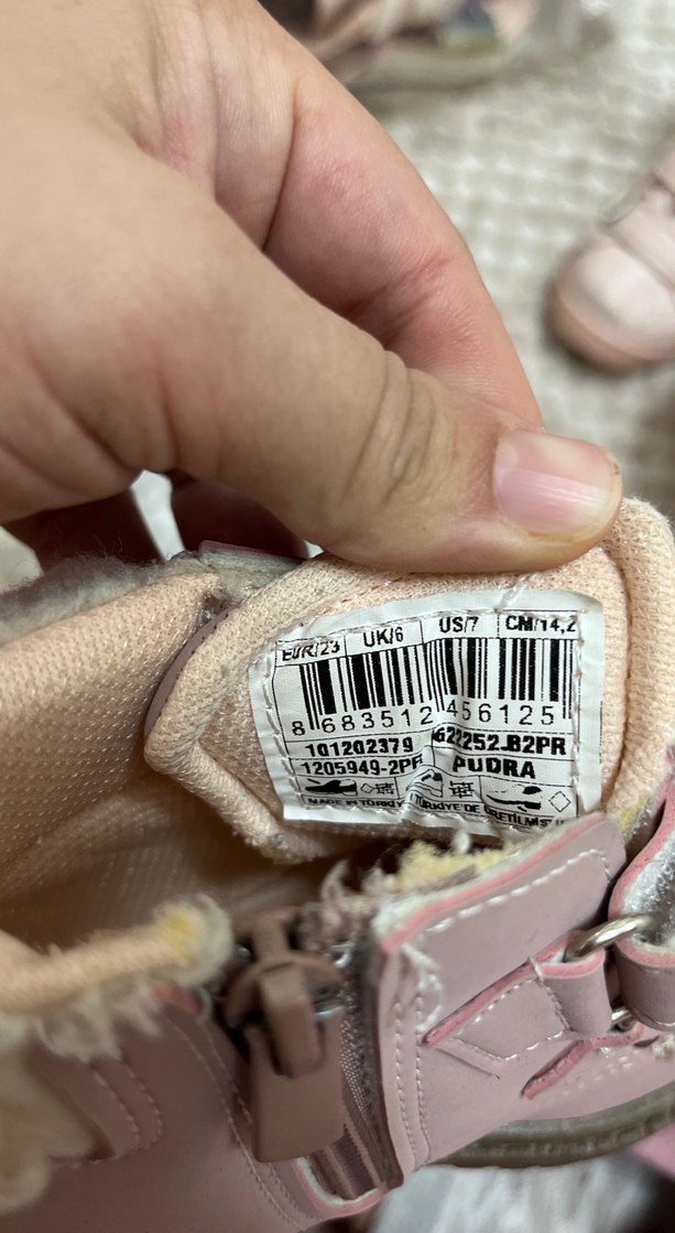 Pembe Nakışlı Kürklü Kız Botu - Görsel 4