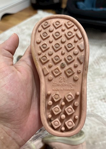 Kız Çocuk Pembe Tokalı Kauçuk Terlik - Görsel 3