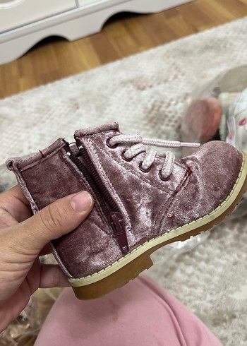 Parlak Pembe Kadife Kız Botu - Görsel 3