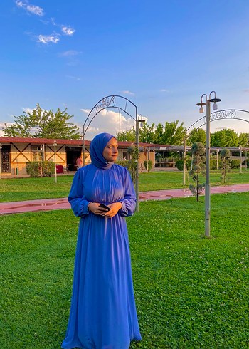 Mavi Uzun Kollu Salaş İpek Elbise - Görsel 2