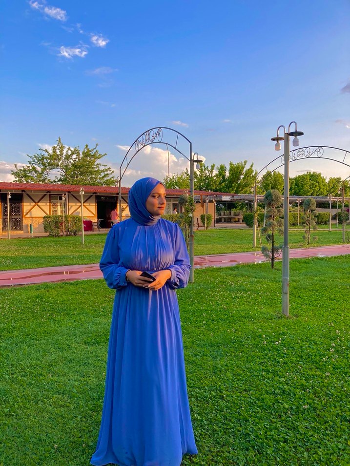 Mavi Uzun Kollu Salaş İpek Elbise - Görsel 2