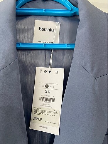 40 Beden mavi Renk Bershka petrol mavisi ceket