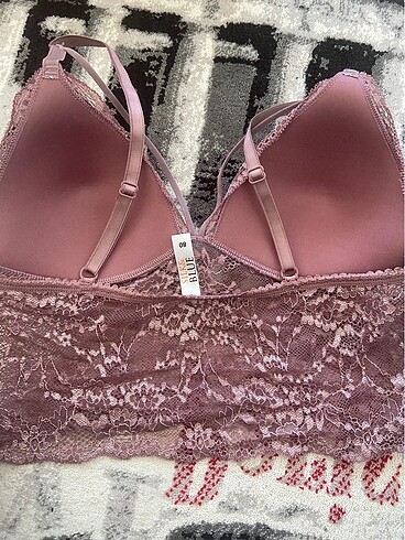 Penti Pudra bralet