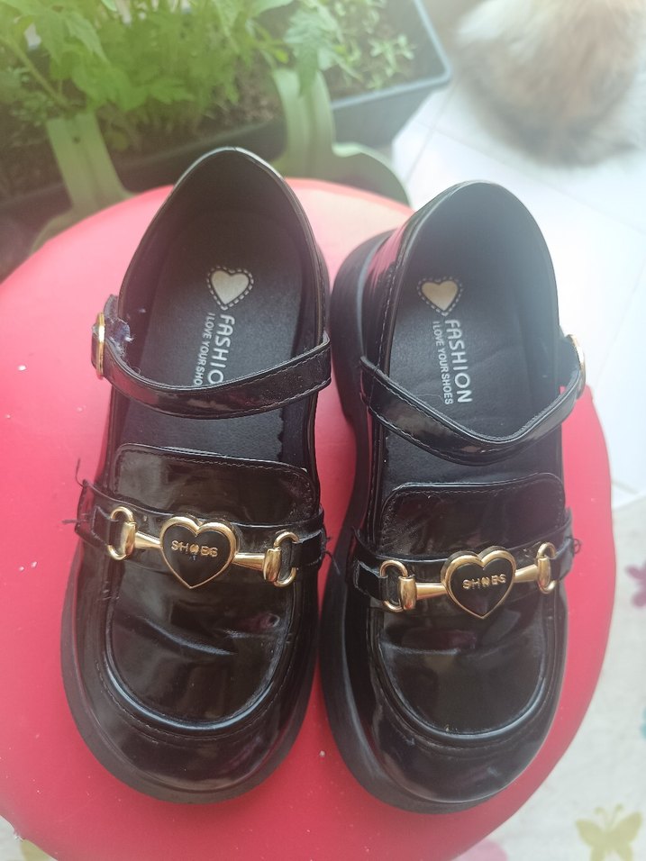 Kız Çocuk Siyah Rugan Tokalı Loafer Ayakkabı - Görsel 3