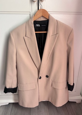 Zara Blazrr