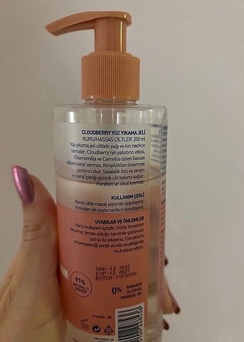 Beden Celenes Cloudberry Yüz Yıkama Jeli 250 ml