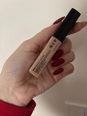 Wet n wild Wet n wild kapatıcı