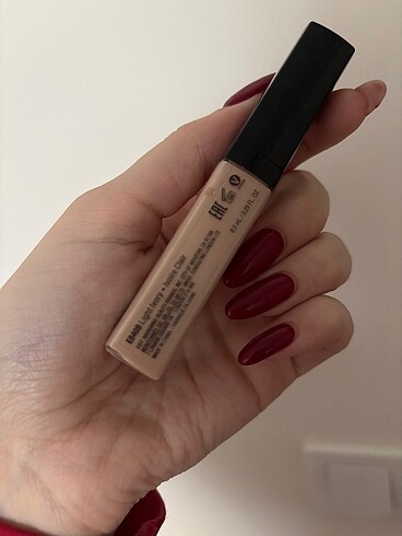  Beden Renk Wet n wild kapatıcı