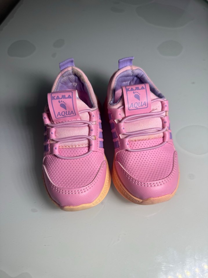 Kız Çocuk Pembe Cırt Cırtlı Spor Ayakkabı - Görsel 3