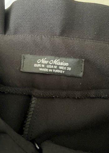 Siyah Kemerli Kadın Kumaş Pantolon - Görsel 3