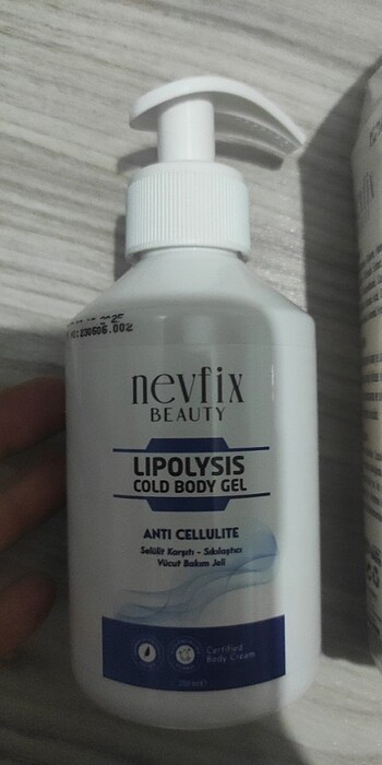 Diğer Nevfix lipolis jel