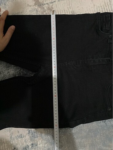 31 Beden siyah Renk Pantalon