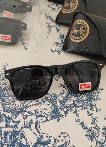 RayBan UNİSEX 52 EKARTMAN GÖZLÜK