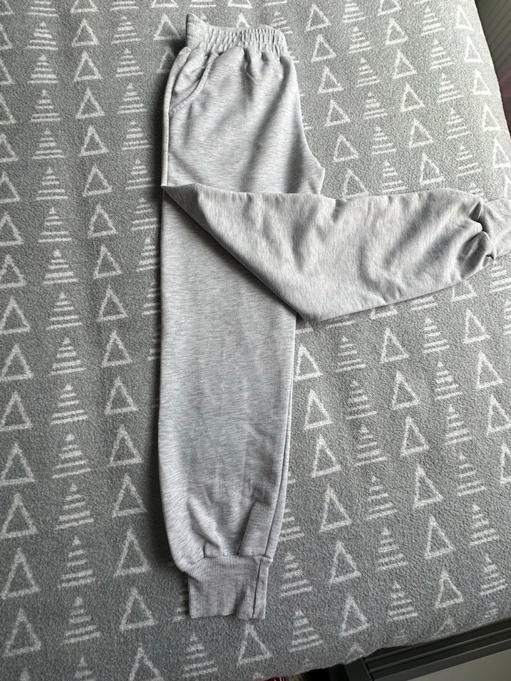 Gri Rahat Kesim Kadın Eşofman Altı - Görsel 2