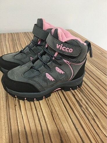 27 Beden Vicco çocuk bot 27 numara