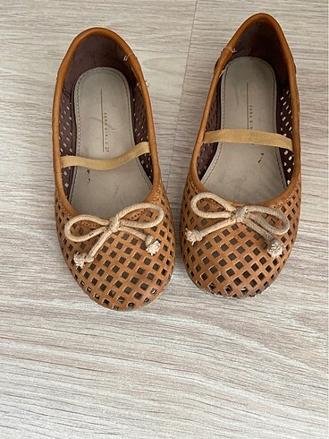 Zara Zara 27 numara