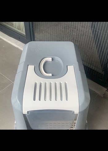 Beden Renk Kapaklı Gri Kedi Tuvalet Kabı