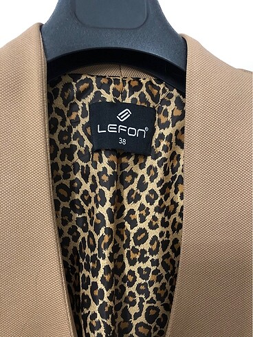 38 Beden LEOPAR DETAYLI BLAZER CEKET