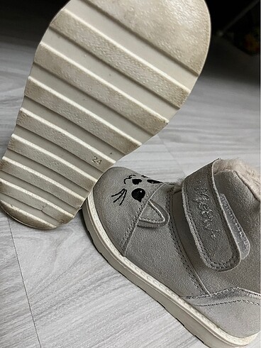 LC Waikiki LCW Bot