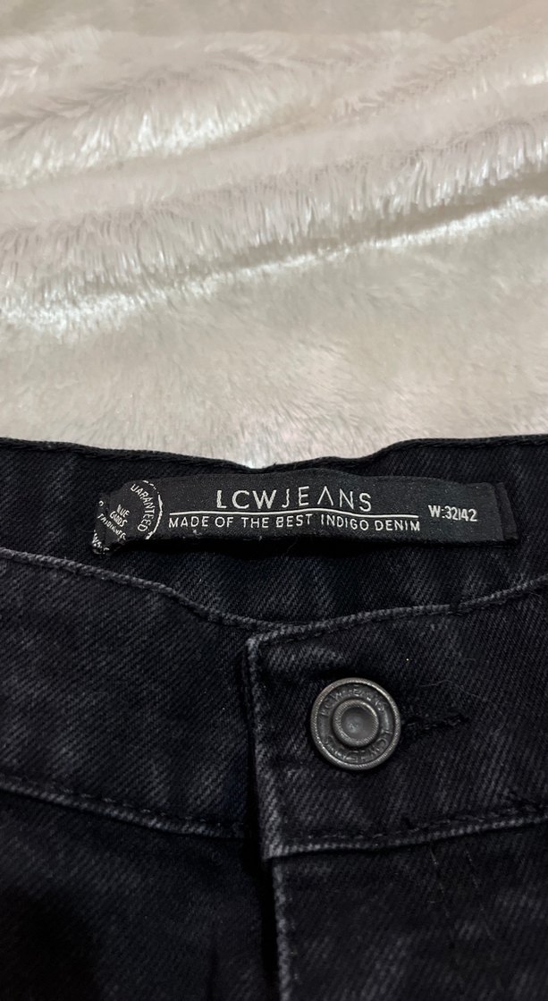 Siyah Salaş Mini Denim Şort - Görsel 3