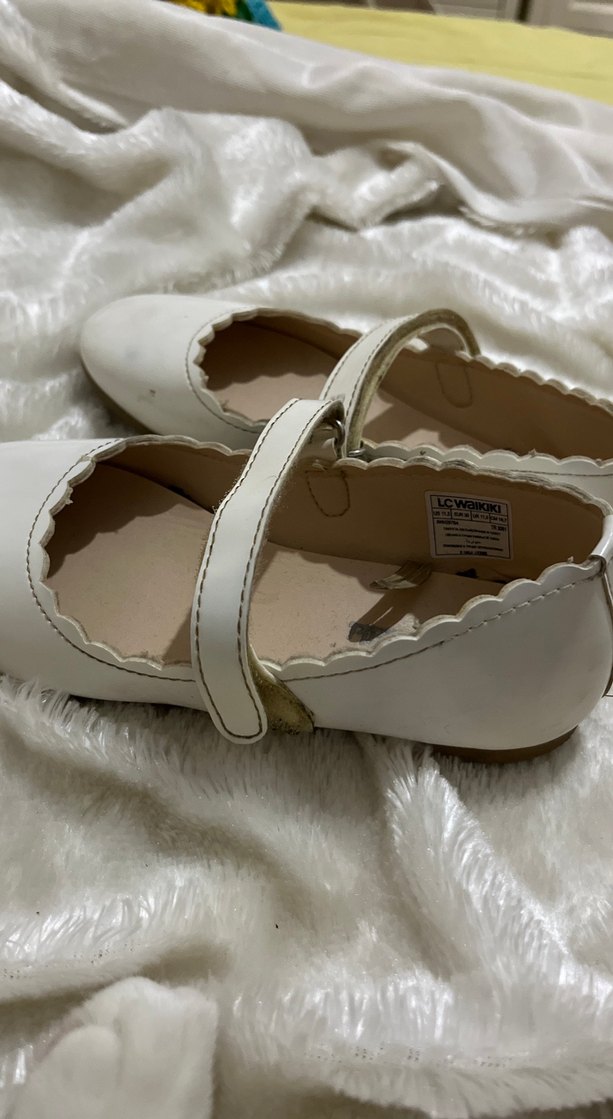 Kız Çocuk Beyaz Tokalı Babet Ayakkabı - Görsel 3