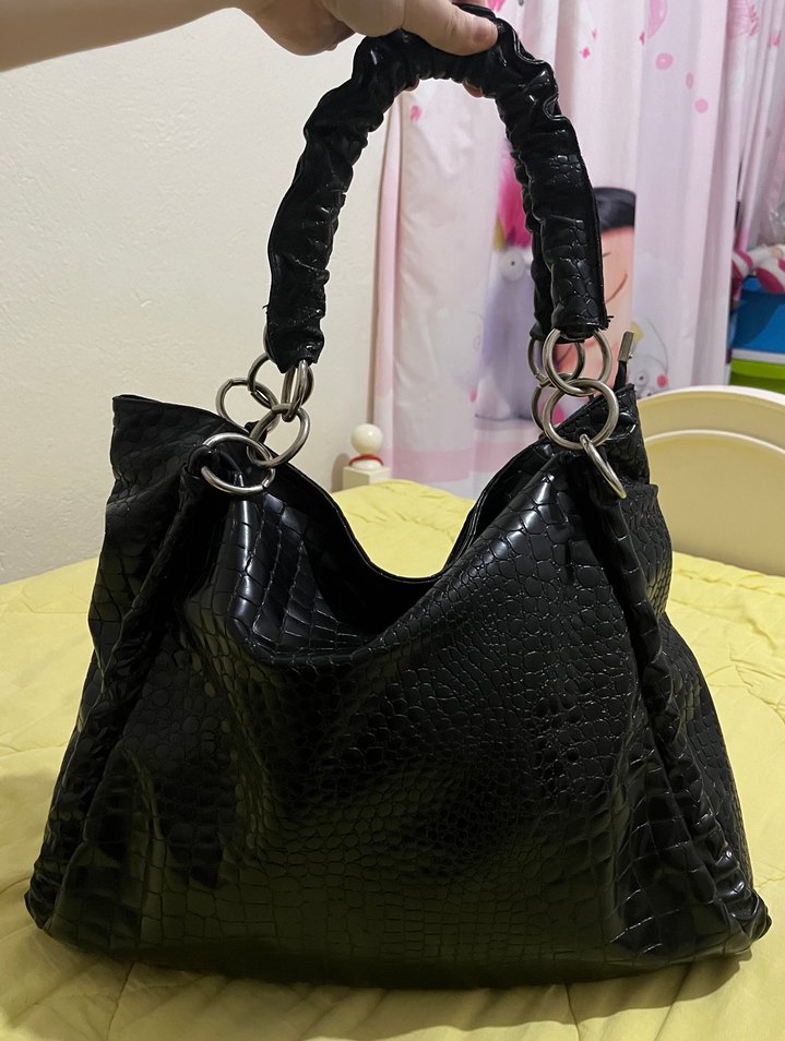 Siyah Yılan Derisi Desenli Kadın Deri Çanta - Görsel 3