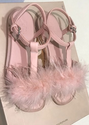 Pembe Tüylü Zara Sandalet - Görsel 3