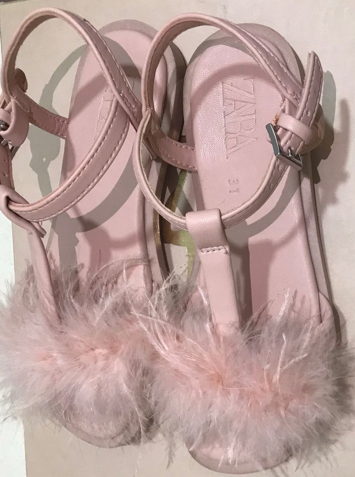 Pembe Tüylü Zara Sandalet - Görsel 2