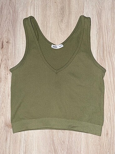 Addax Haki Crop