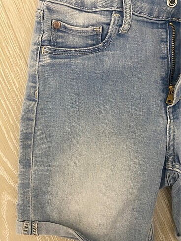 8 Yaş Beden H&M şort alt 7/8 yaş