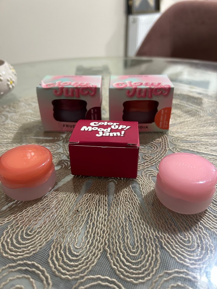 FRUDIA Glow Juicy Jam Lip & Cheek Stain 
Canlı Krem Allık - Görsel 4