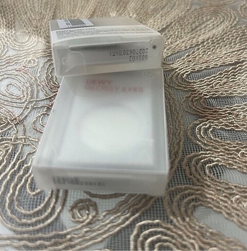 Beden Renk Dewy Glossy Eyes Missha Far