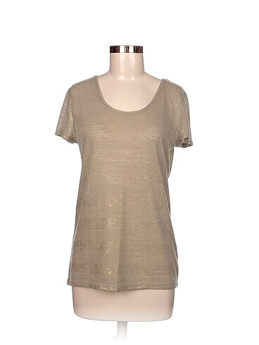 Mango T-shirt %70 İndirimli.