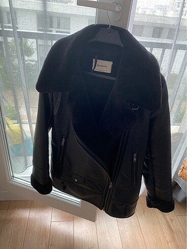 Stradivarius Kürklü ceket