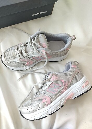 Diğer NEWBALANCE 530 metalikgri&pempe ürün kodu ( UED G310) 