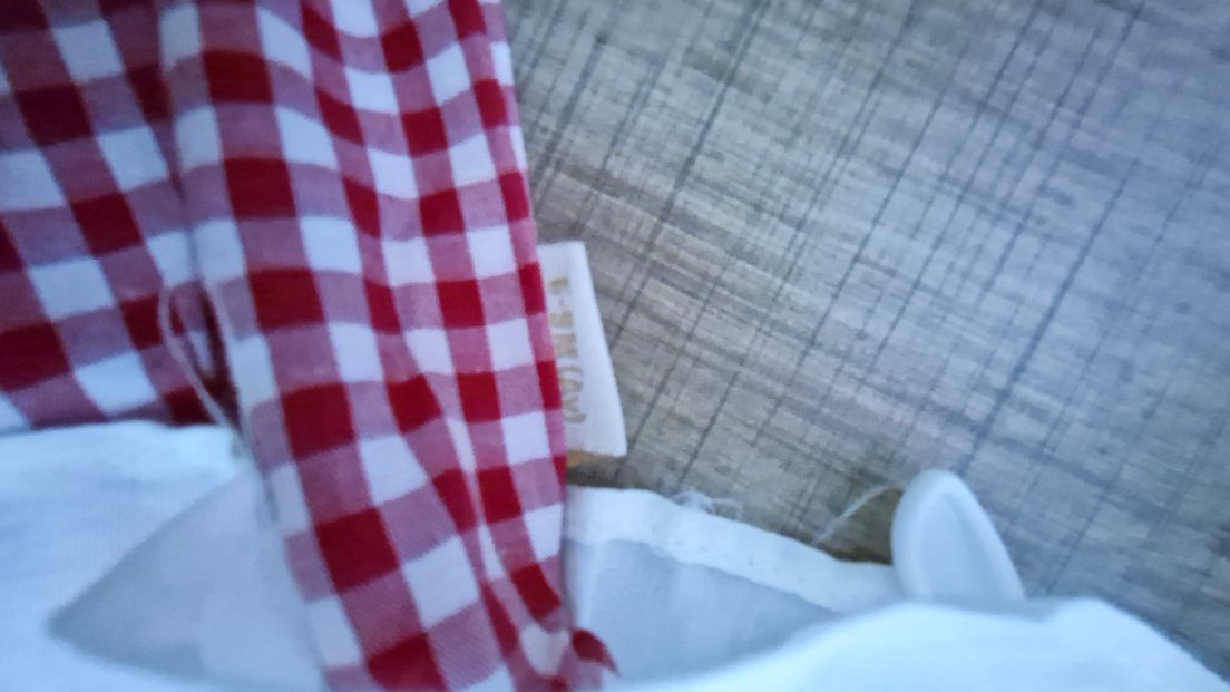 Nakışlı Fırfırlı Kırmızı Kız Elbisesi - Görsel 2