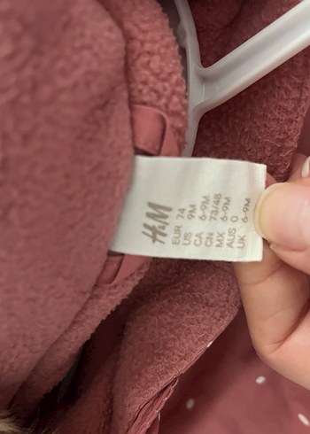 9 Ay Beden pembe Renk Kürklü Kapüşonlu Pembe Bebek Tulumu