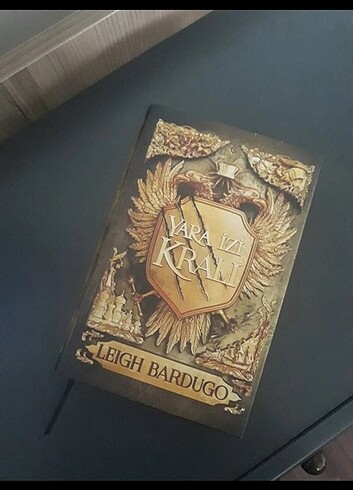 Yara izi kralı Leigh Bardugo