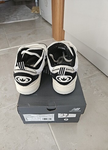 Adidas Adi2000
