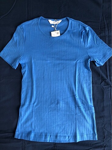 Mavi tshirt