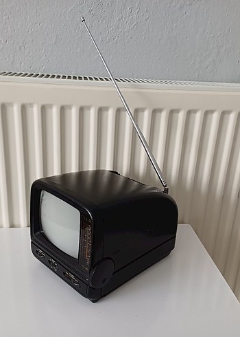 Eski antika mini siyah beyaz  Mini TV RADIO VAR - Görsel 4