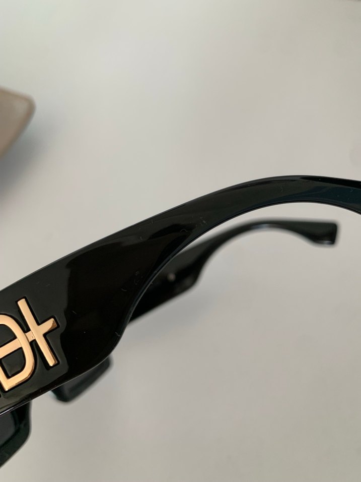 Fendi Kemik Güneş Gözlüğü - Görsel 5