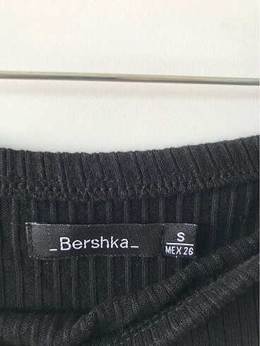 Bershka Kayık yaka body