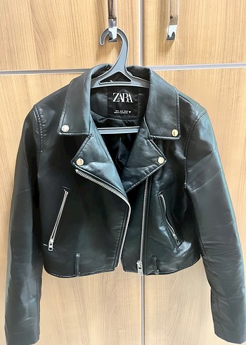 Zara Siyah Deri Biker Ceket