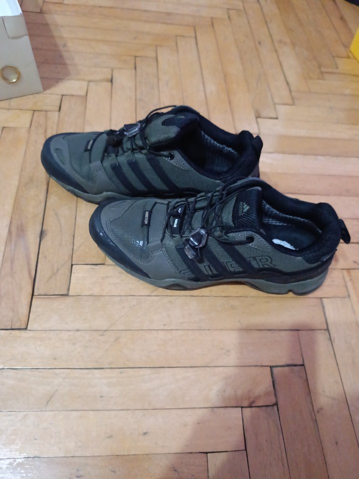 adidas marka 43 numara bot - Görsel 5