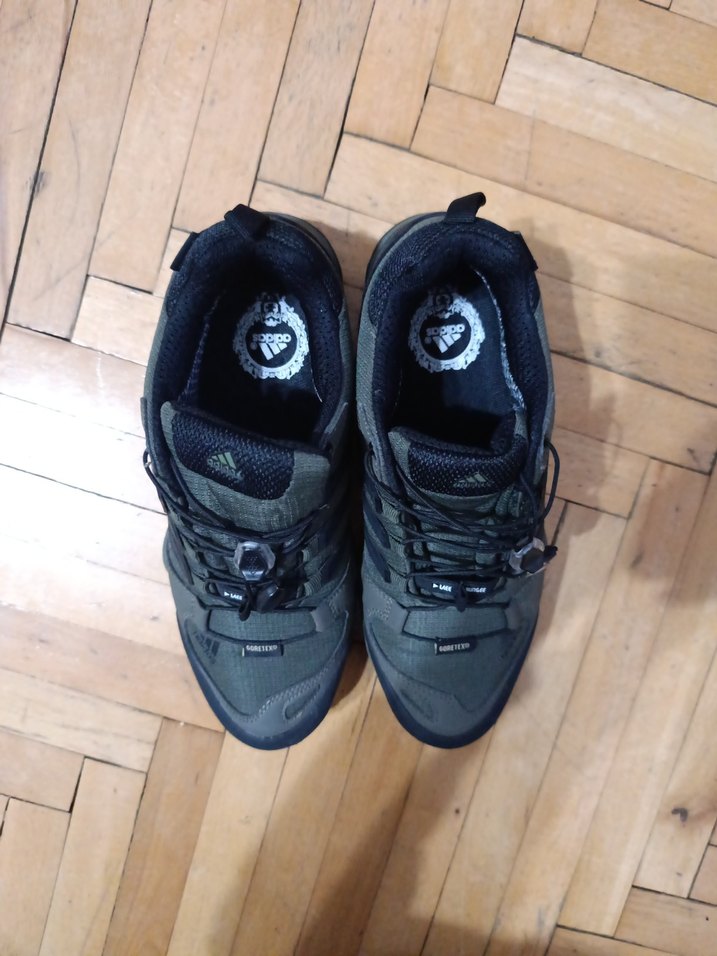 adidas marka 43 numara bot - Görsel 2